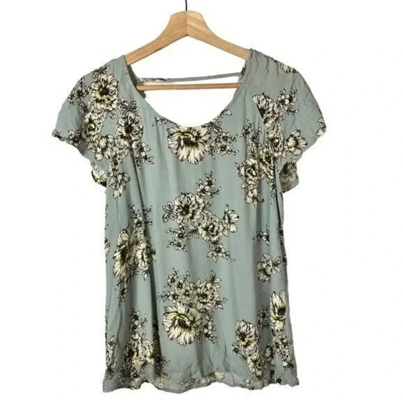 Maurices Blue Floral Lattice Back Woven Short Sleeve Top L - Picture 3 of 5